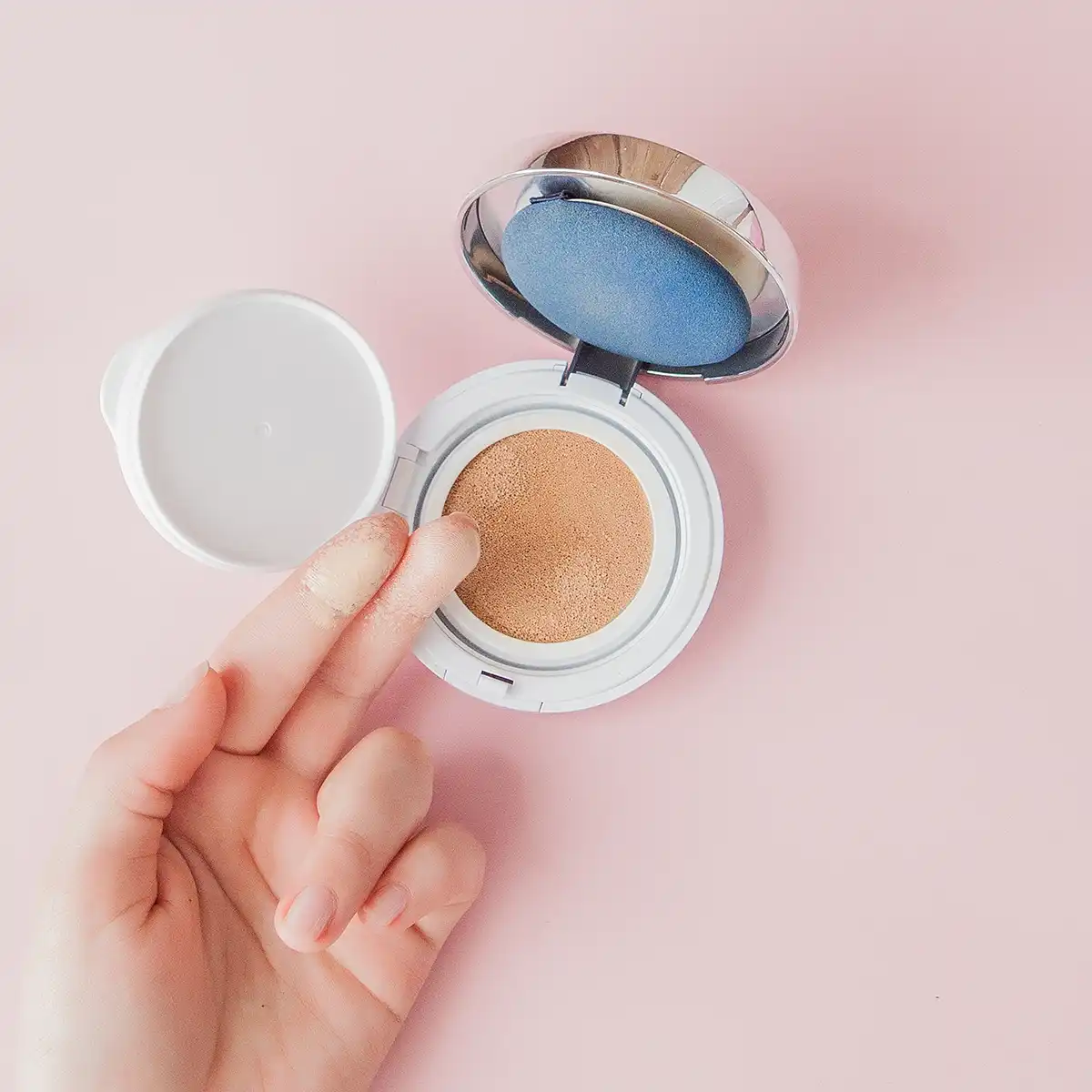 Talc-Free Dusting Powders